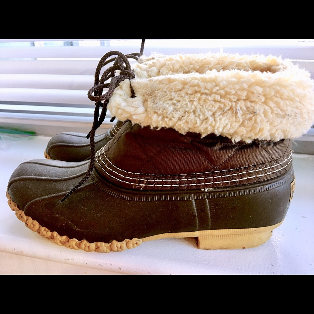 L.L. Bean boots with faux shearling lining 7/7.5/8